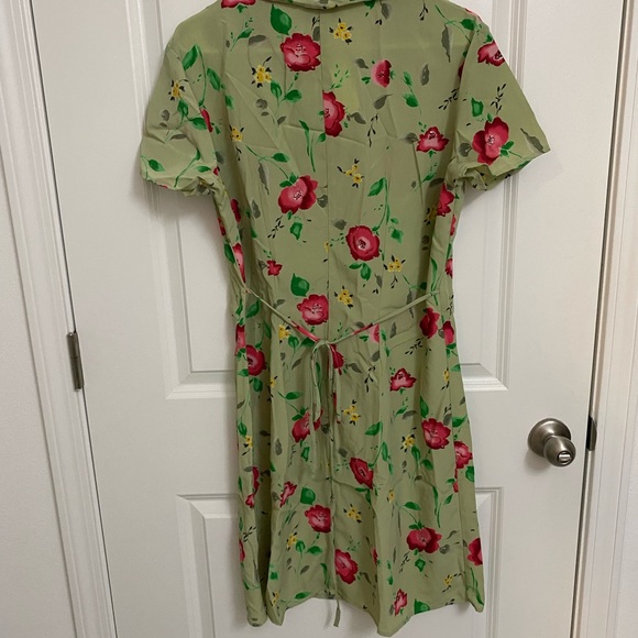 VINTAGE SELECT Clothing CO. Floral Dress - Picture 6 of 9